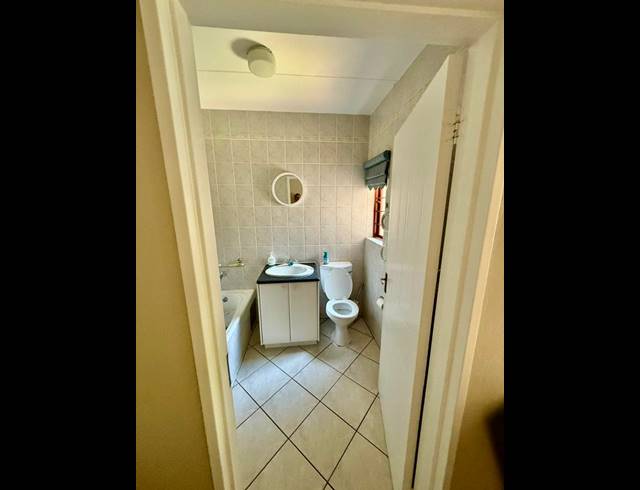 4 BEDROOM PROPERTY TO RENT IN SANDRINGHAM